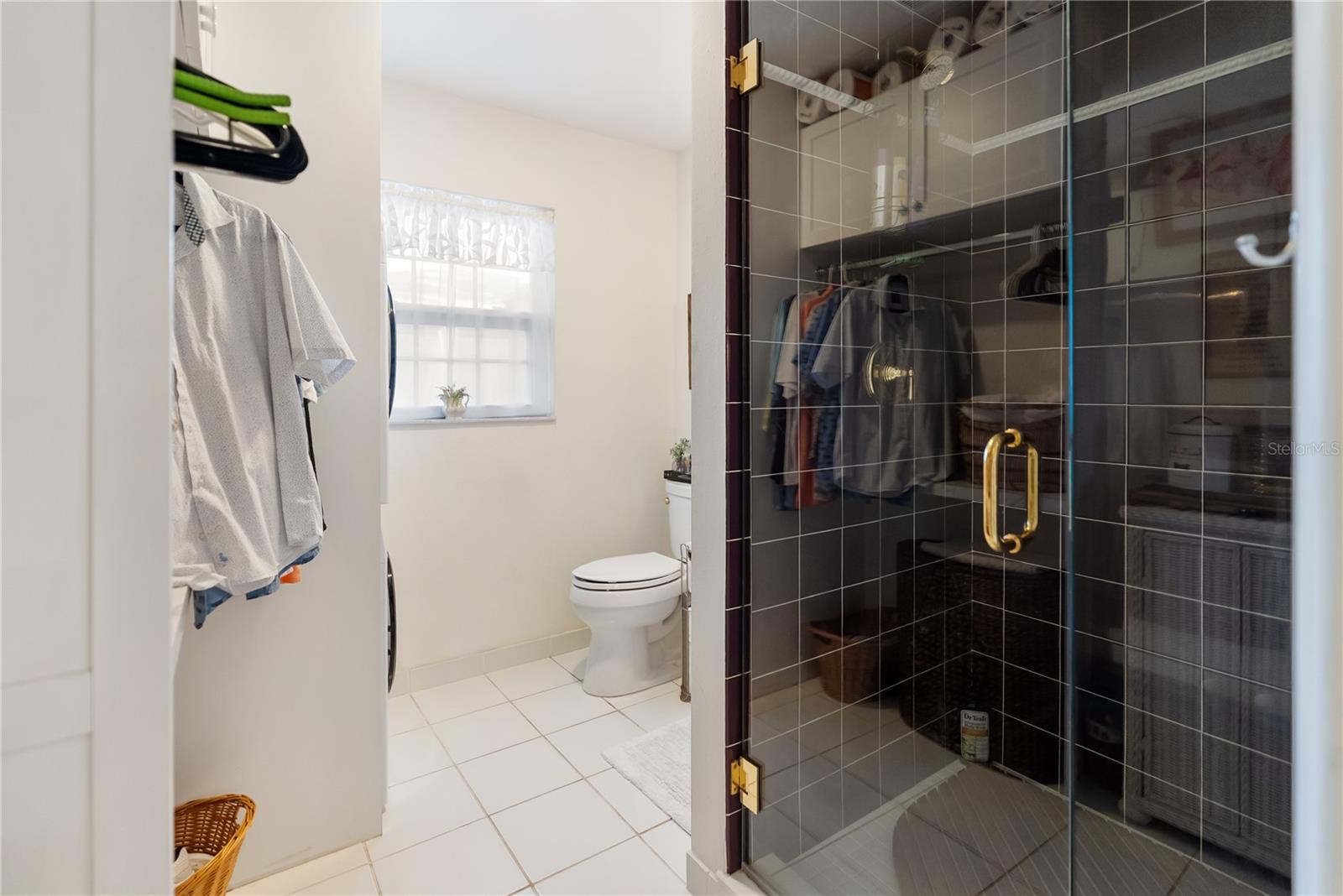 POINTE WEST FIRST ADD - Residential