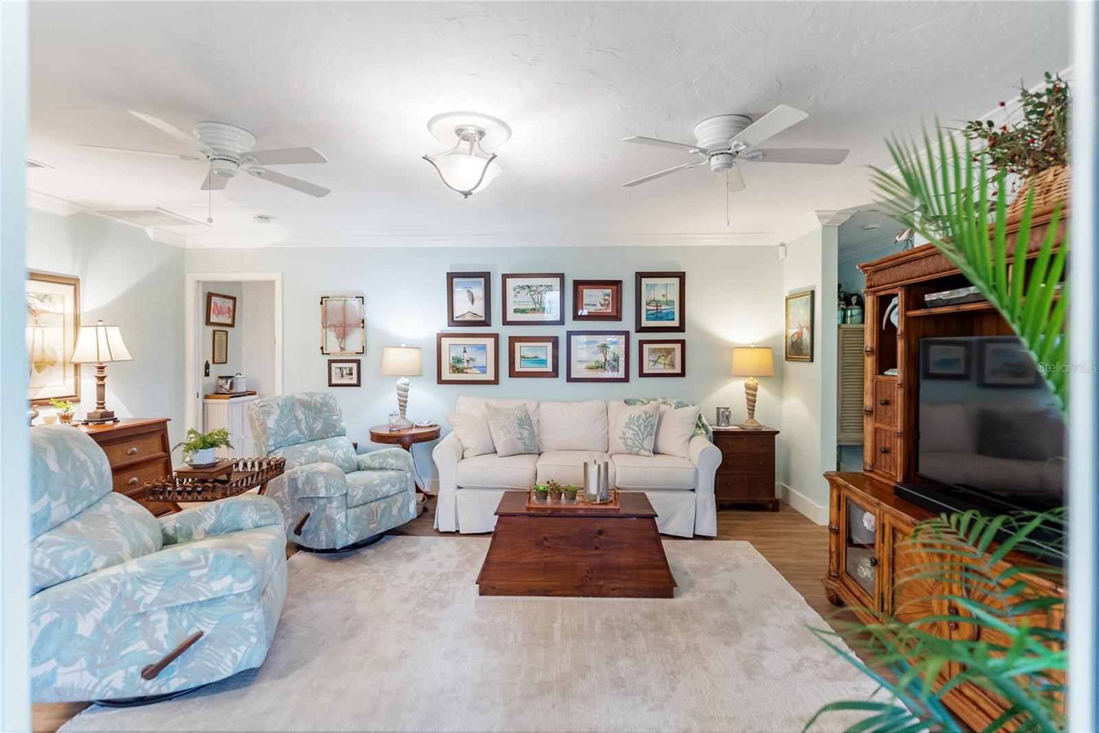 POINTE WEST FIRST ADD - Residential