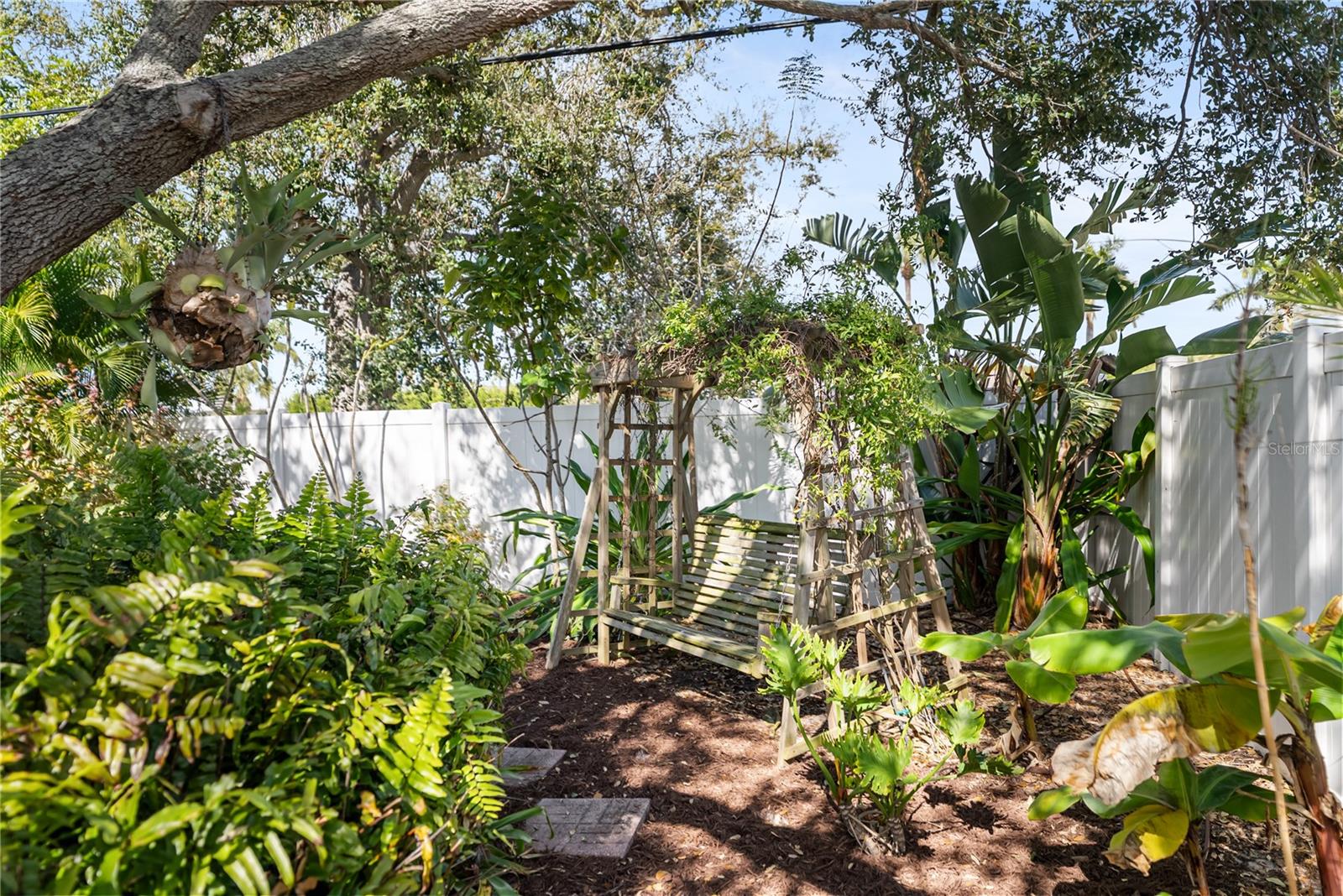 POINTE WEST FIRST ADD - Residential