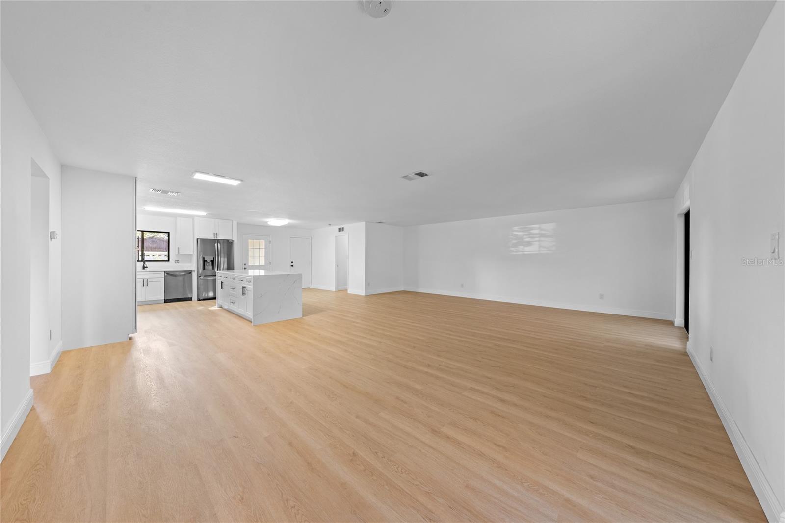 GREEN BRIAR VILLAGE - Residential Lease