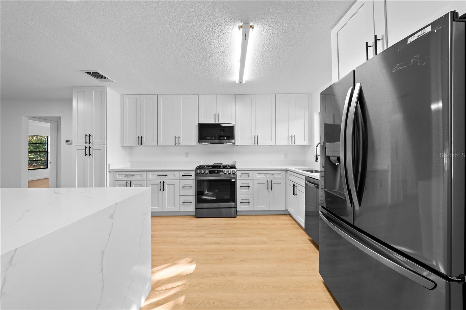 GREEN BRIAR VILLAGE - Residential Lease