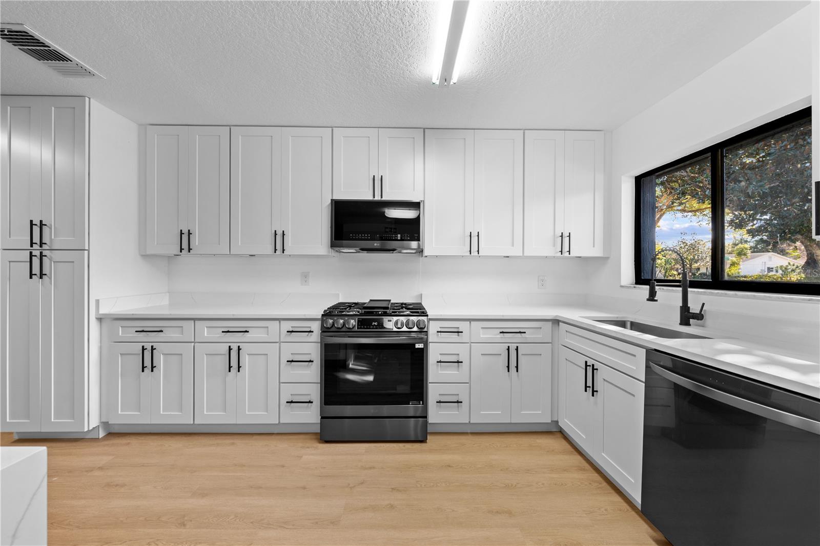 GREEN BRIAR VILLAGE - Residential Lease