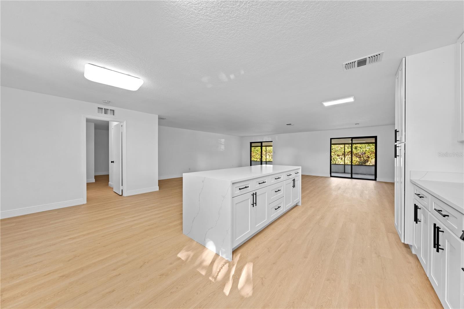 GREEN BRIAR VILLAGE - Residential Lease