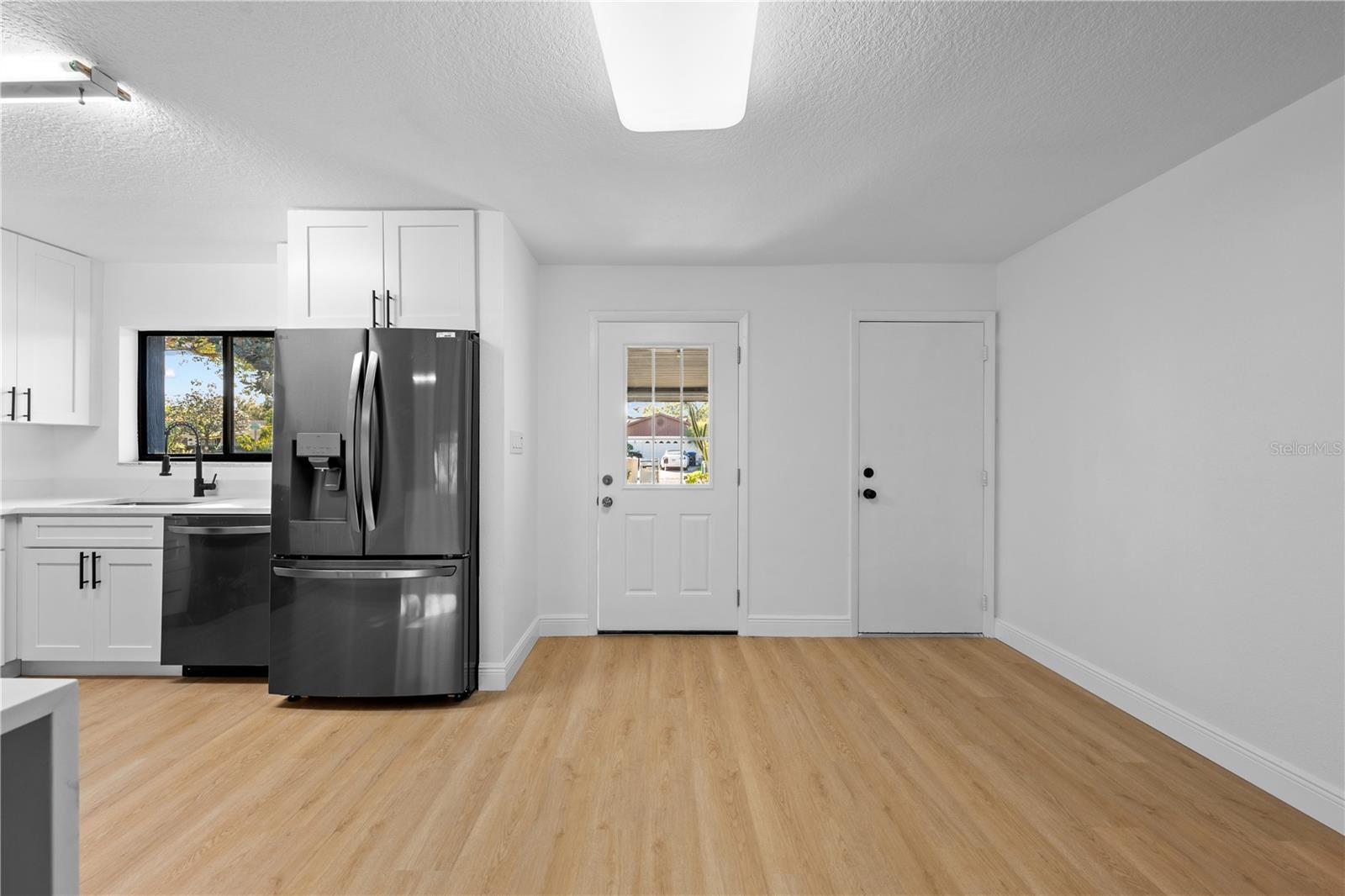 GREEN BRIAR VILLAGE - Residential Lease