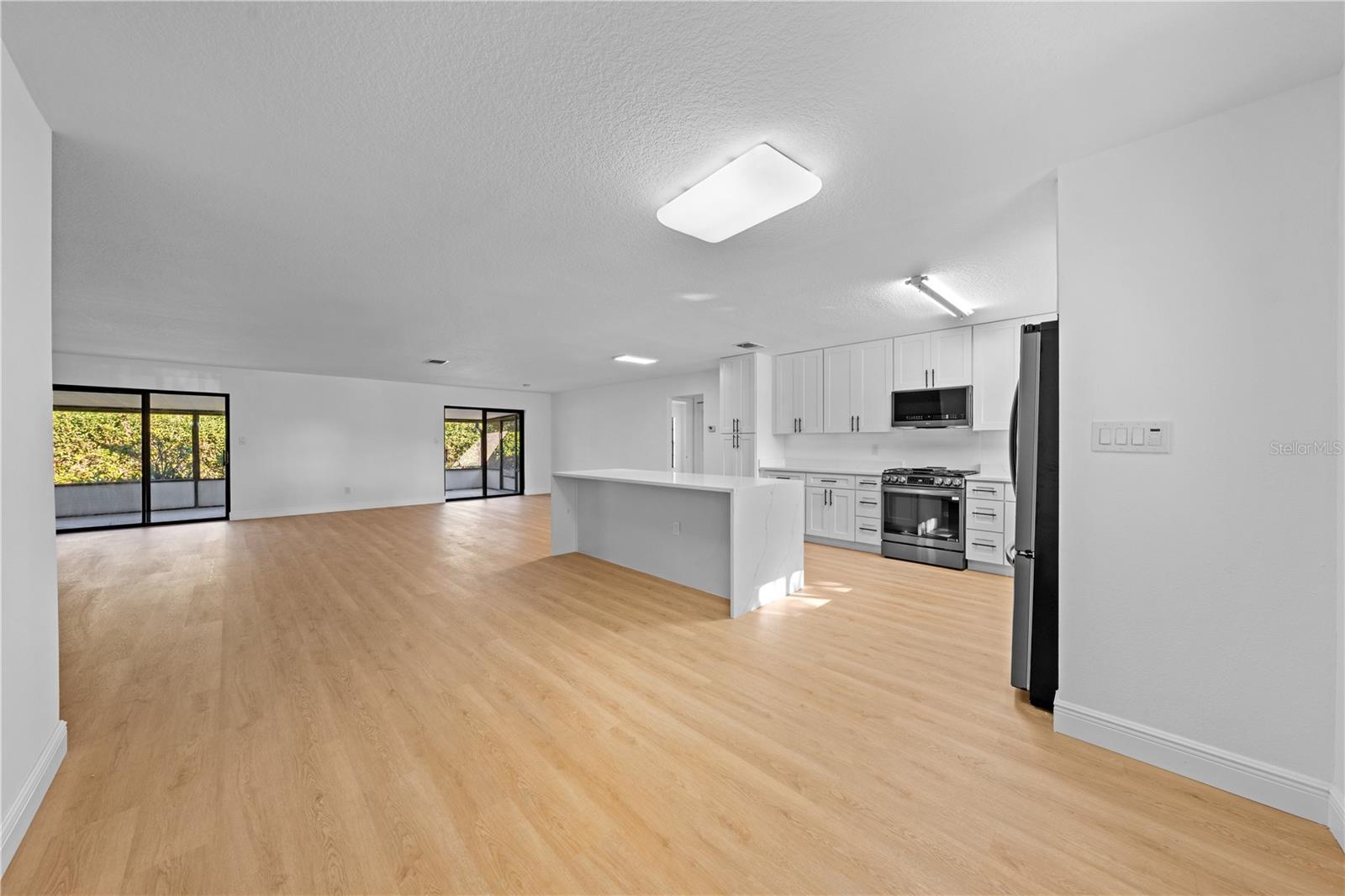 GREEN BRIAR VILLAGE - Residential Lease