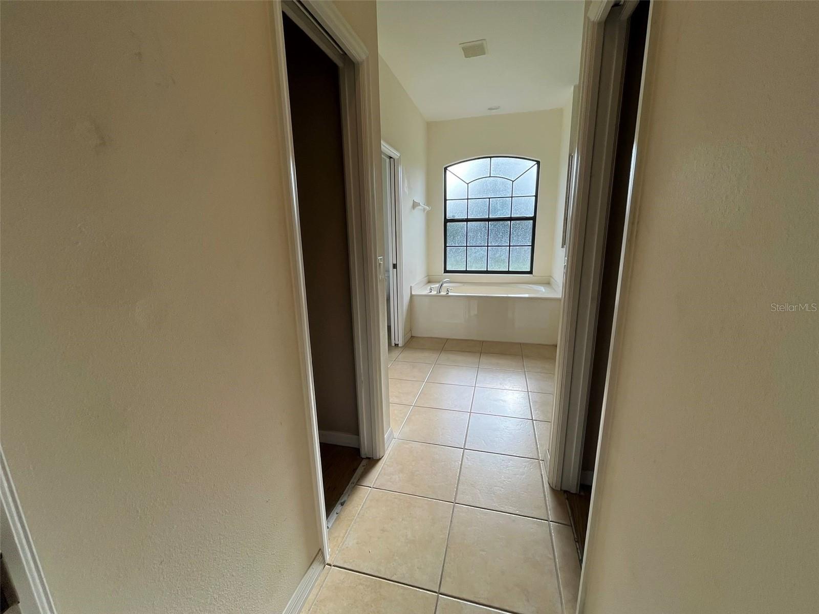 PORT CHARLOTTE SUB 07 - Residential Lease