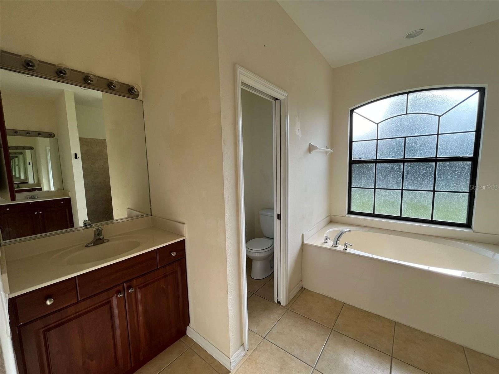 PORT CHARLOTTE SUB 07 - Residential Lease