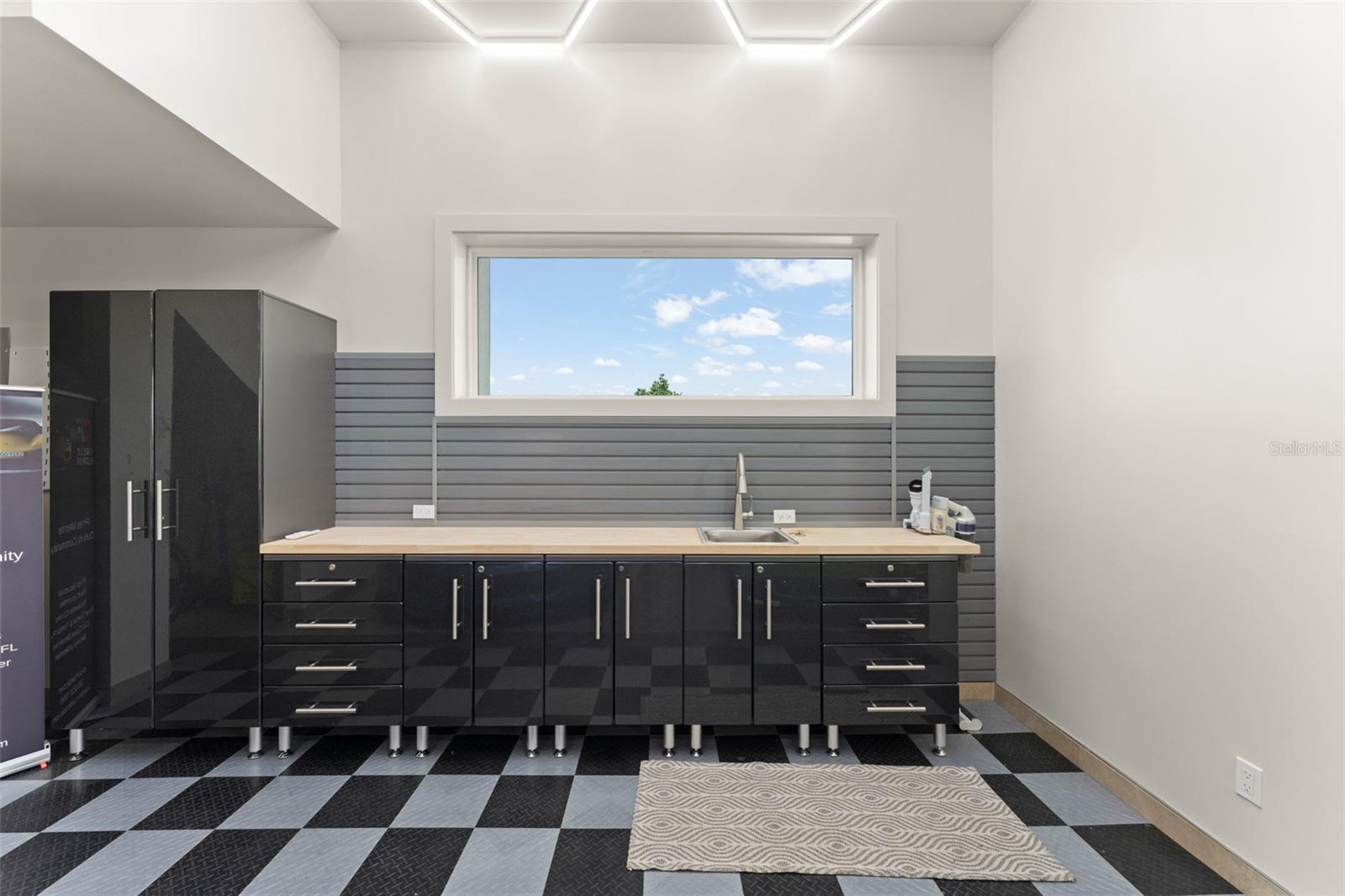 CIRCUIT FLORIDA - Residential