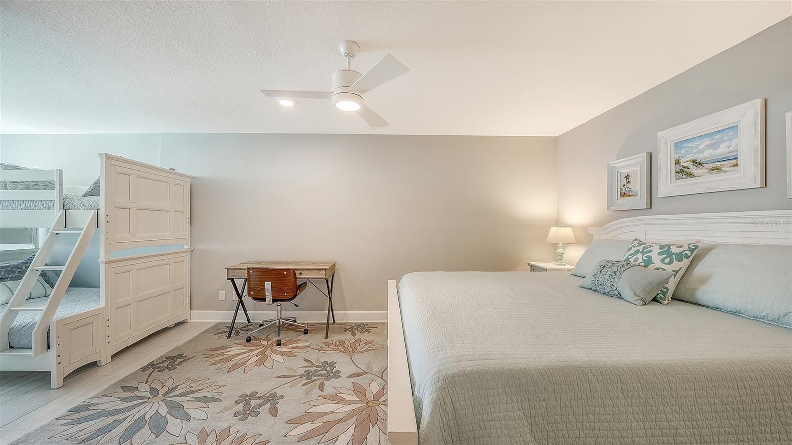 SEA GATE CLUB - Residential