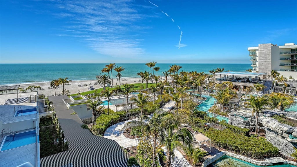 Photo of 1561 Gulf Of Mexico Drive #404, Longboat Key, FL 34228 (MLS # A4684683)