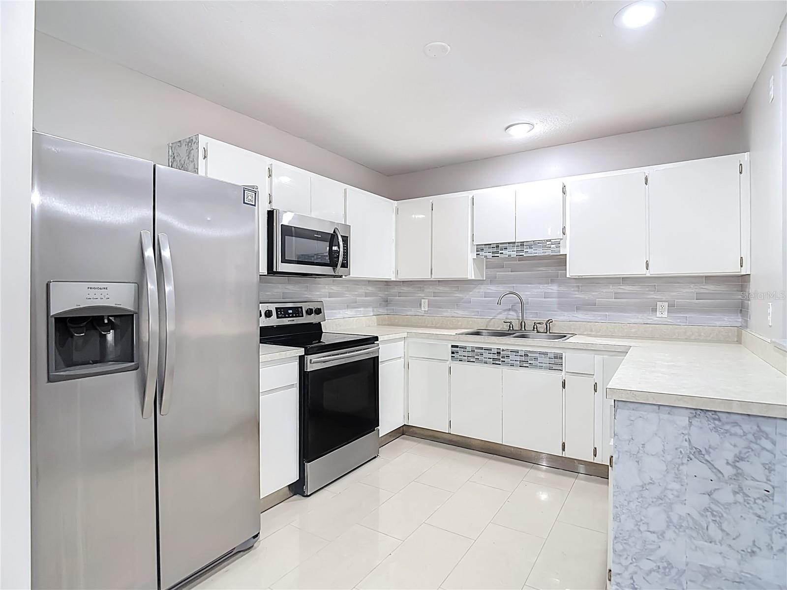 GOLFLAND RESUB - Residential