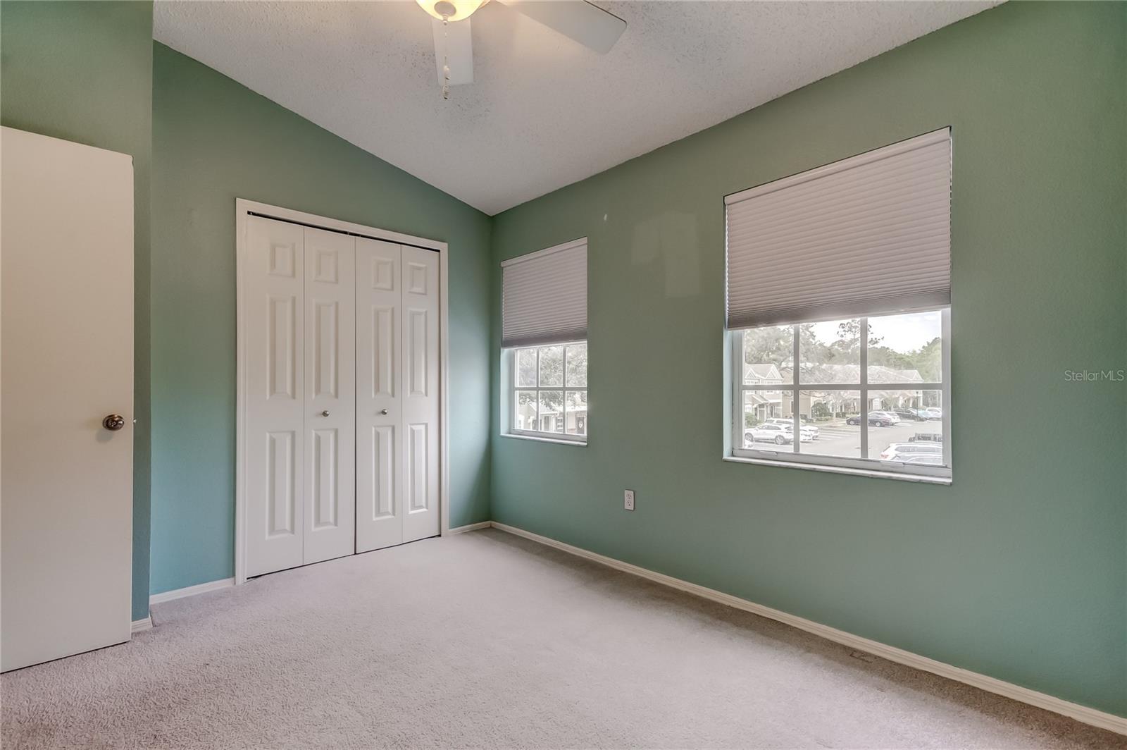 BERKELEY SQUARE - Residential