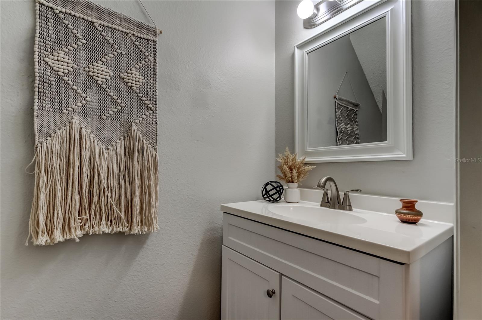 BERKELEY SQUARE - Residential