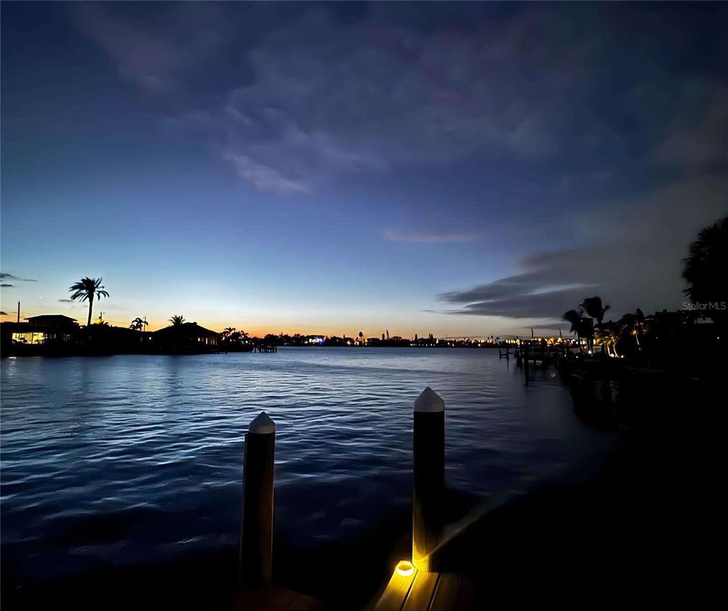 THREE PALMS POINT - Residential