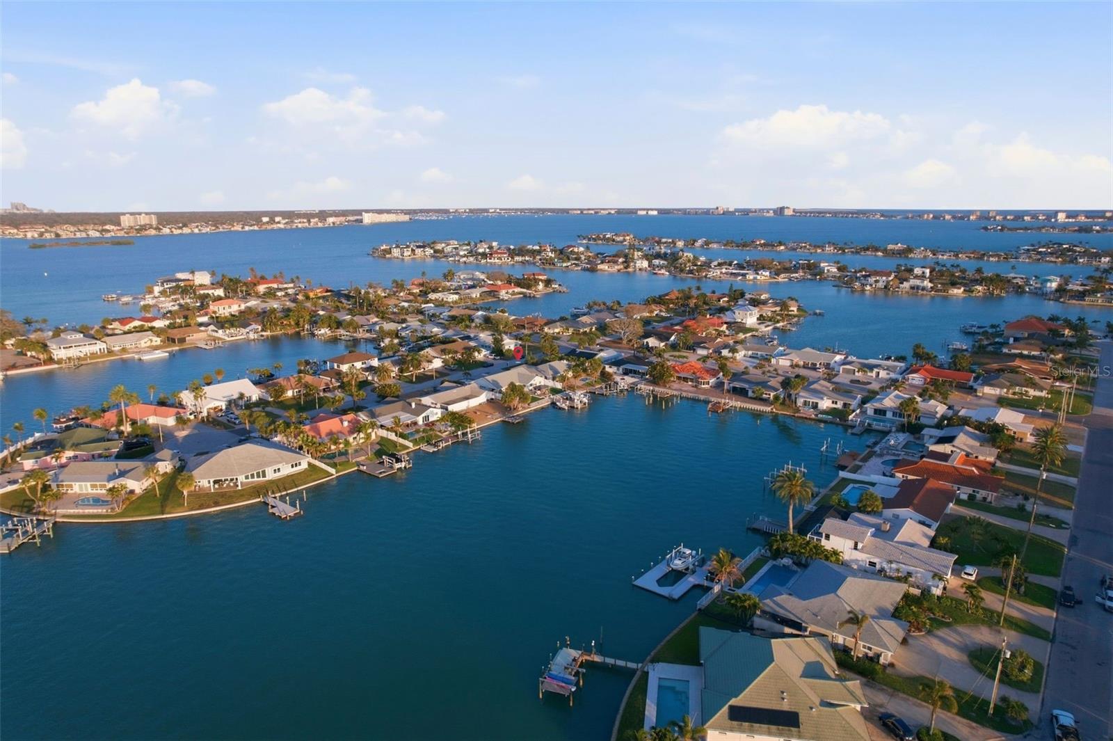 THREE PALMS POINT - Residential