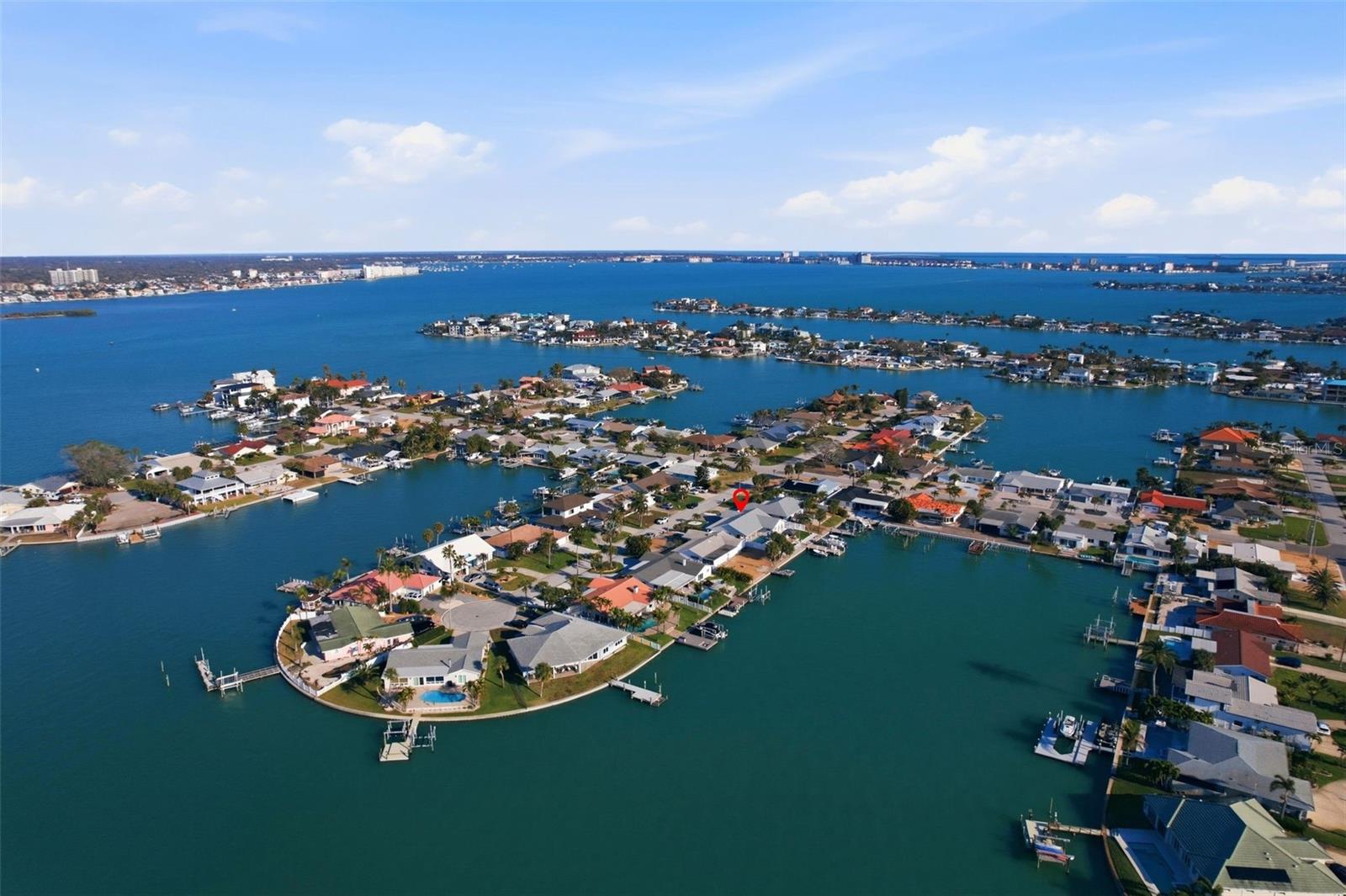 THREE PALMS POINT - Residential