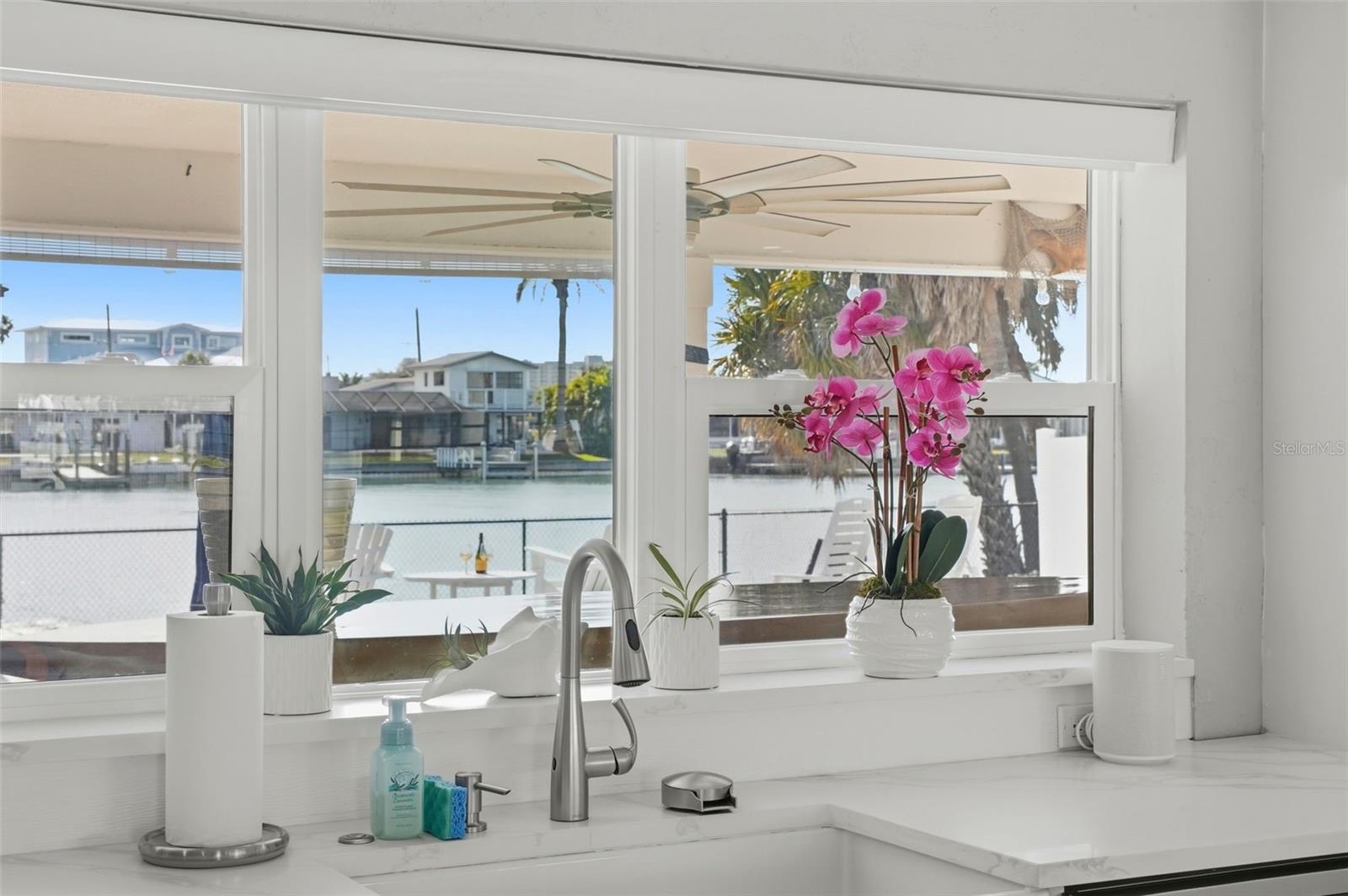 THREE PALMS POINT - Residential