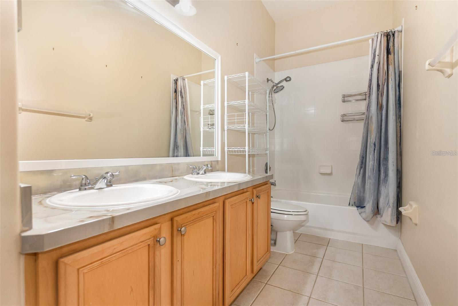 THE GLADES ON SYLVAN LAKE PH 2 - Residential