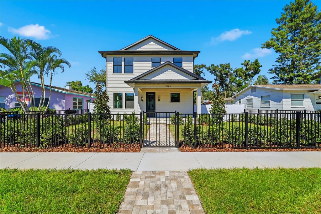 Photo of 1025 Melrose Avenue S, St Petersburg, FL 33705 (MLS # TB8552687)