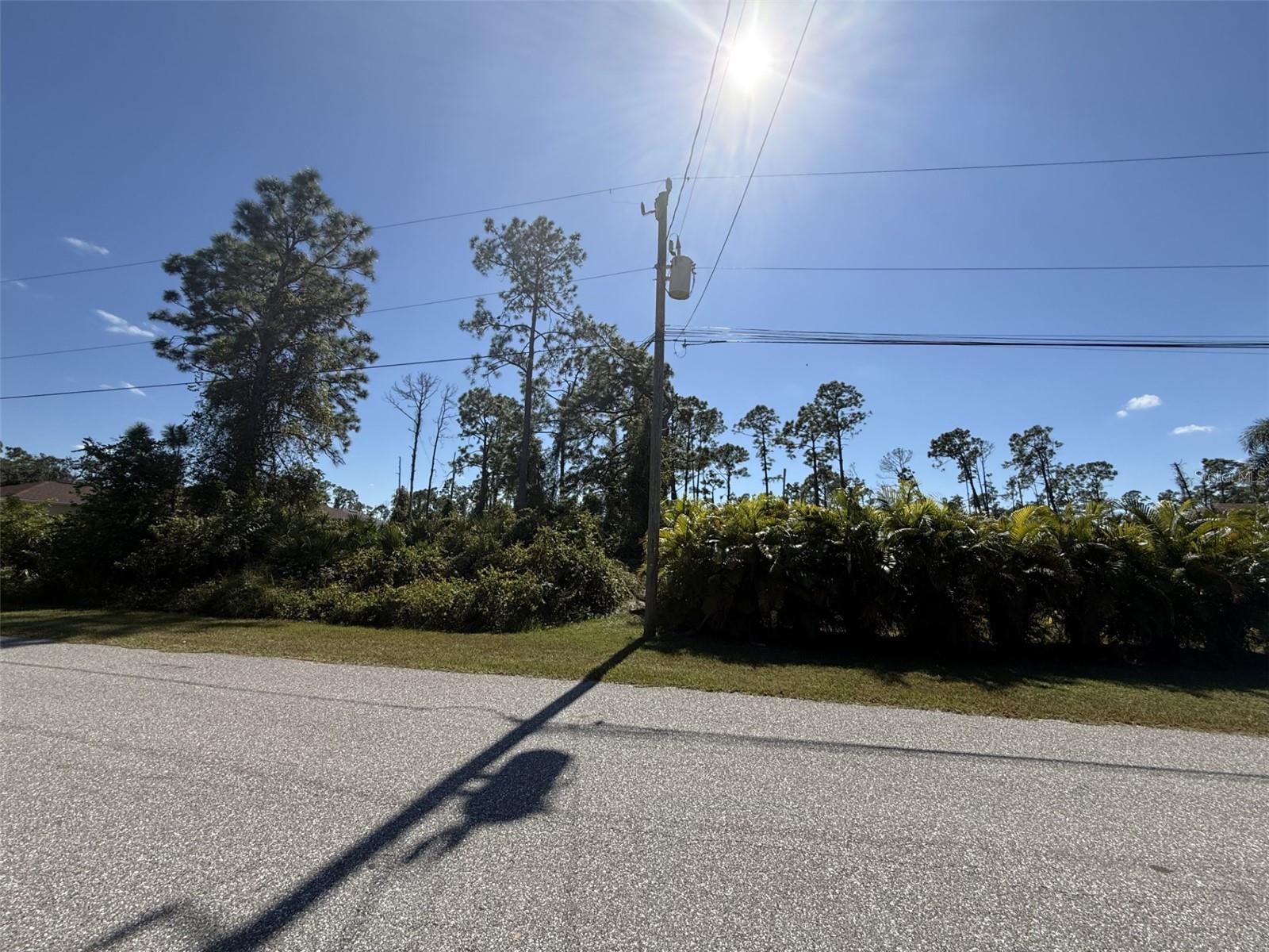 PORT CHARLOTTE SUB 33 - Land