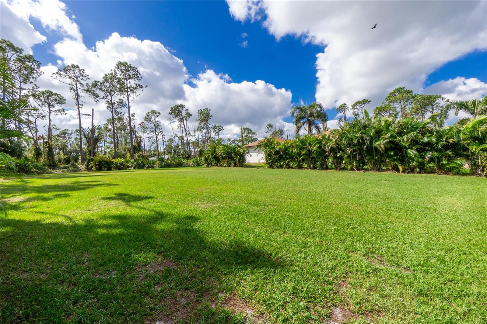 PORT CHARLOTTE SUB 33 - Land