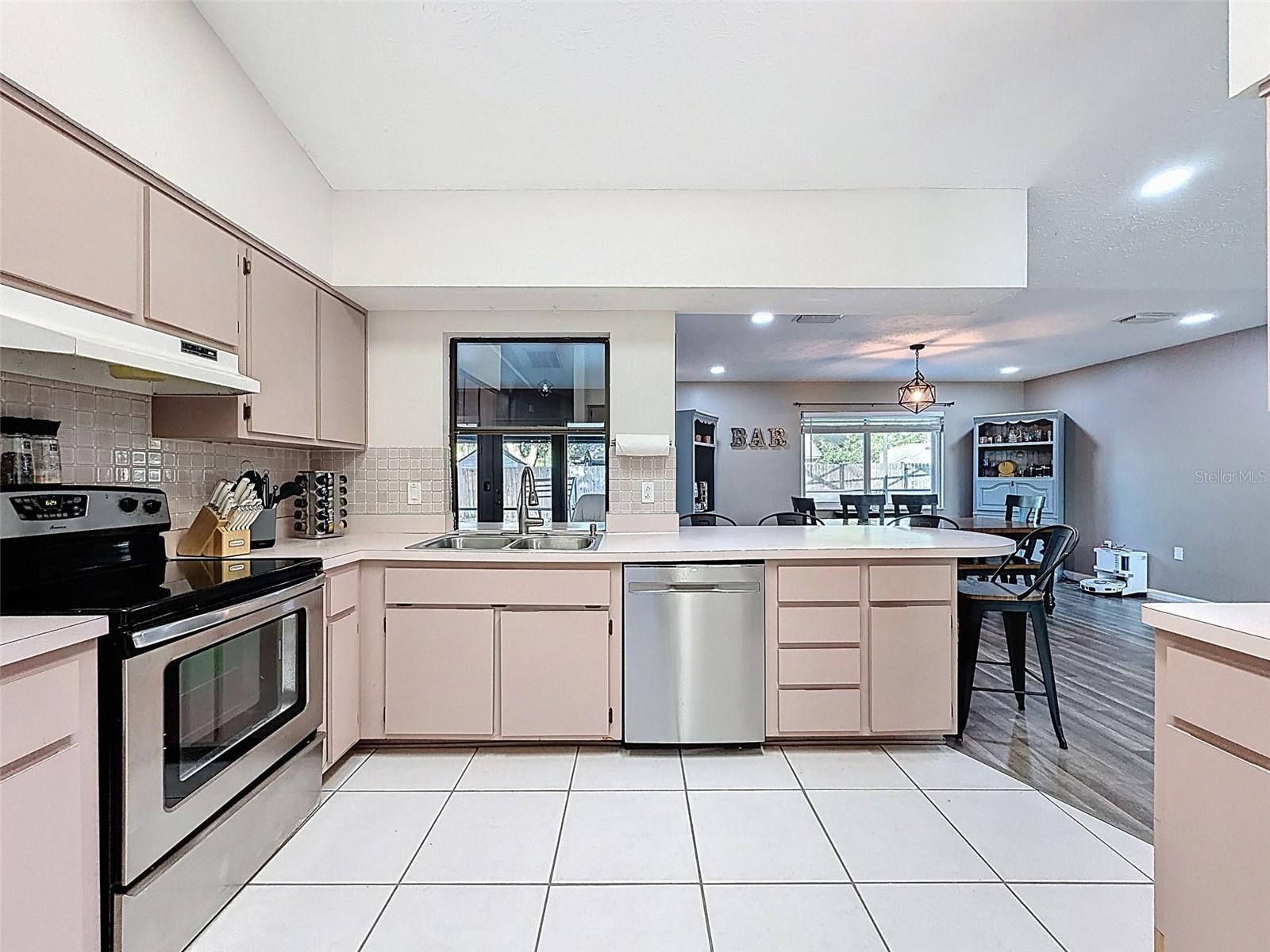 MILL RUN PH 01 - Residential