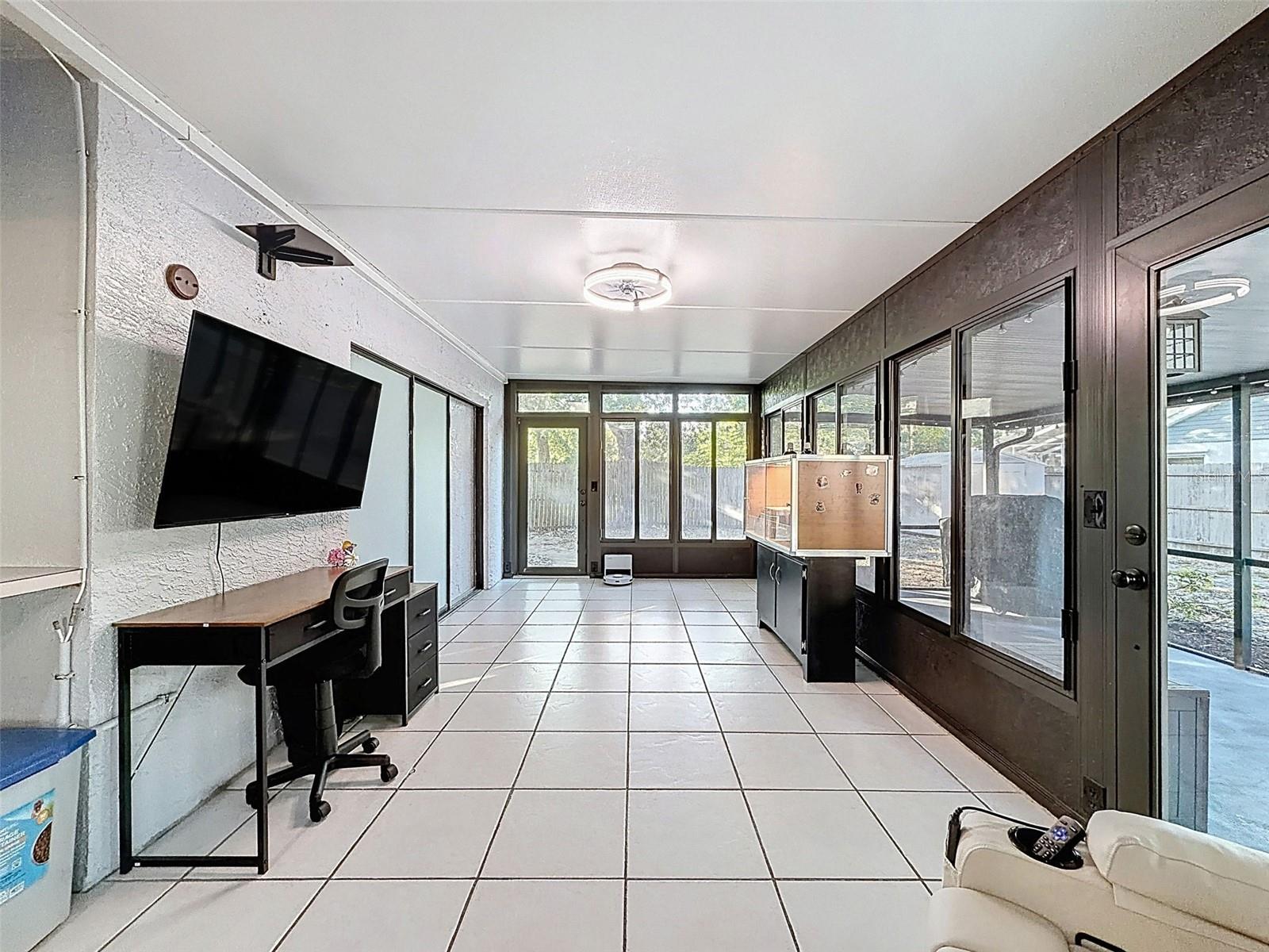 MILL RUN PH 01 - Residential