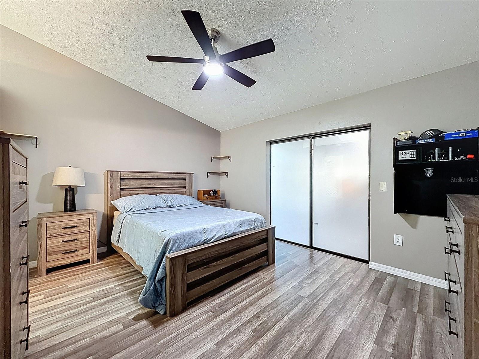 MILL RUN PH 01 - Residential