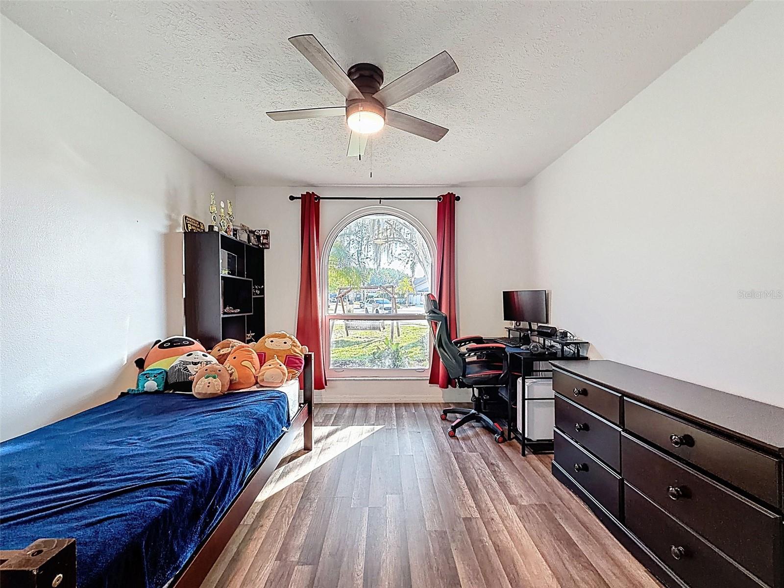 MILL RUN PH 01 - Residential