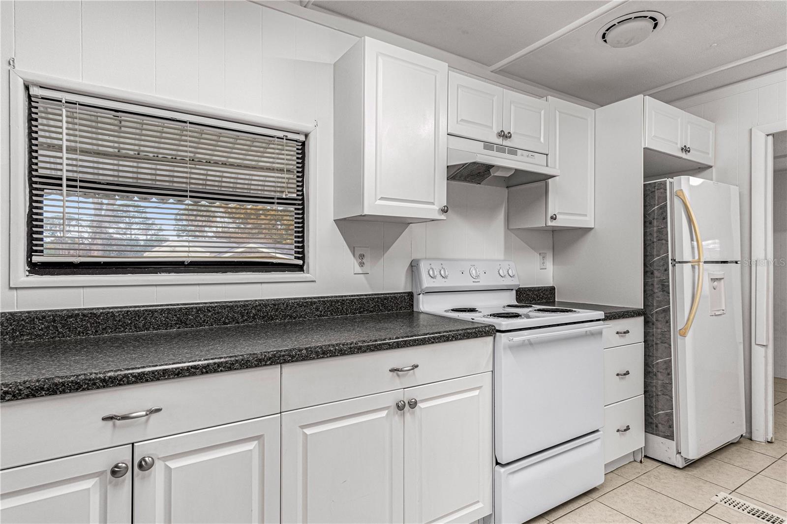 TROPICAL MOBILE HOME VILLAGE - Residential