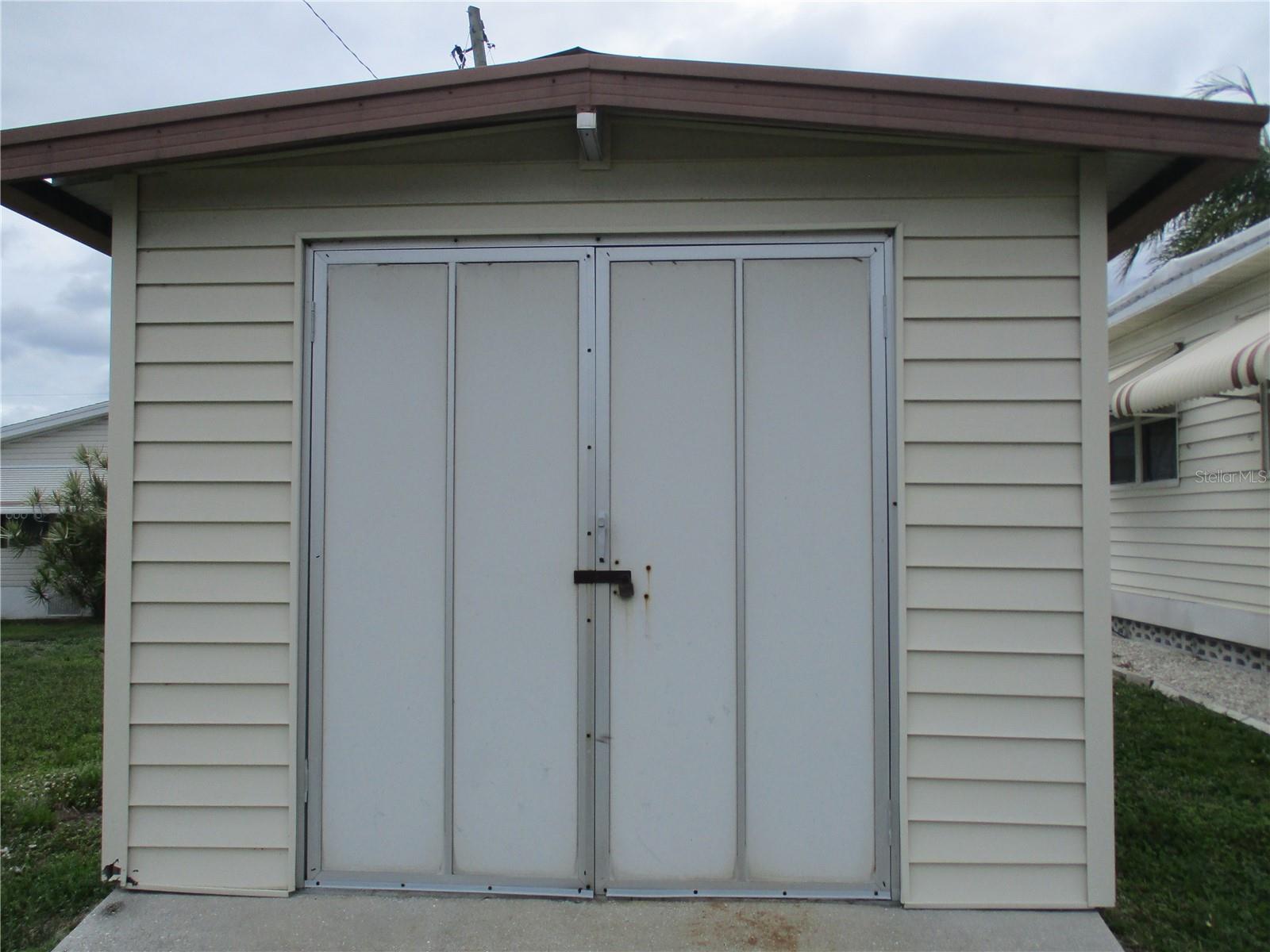 GOLF LAKES RESIDENTS CO-OP - Residential