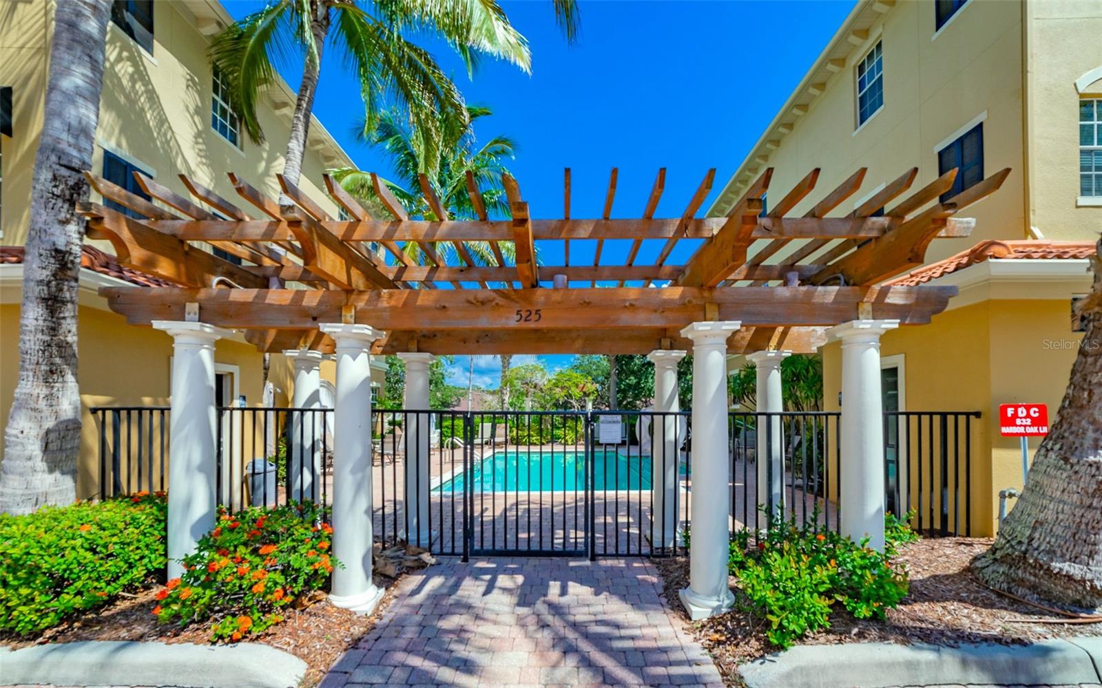 MURPHYS PLACE - Residential Lease