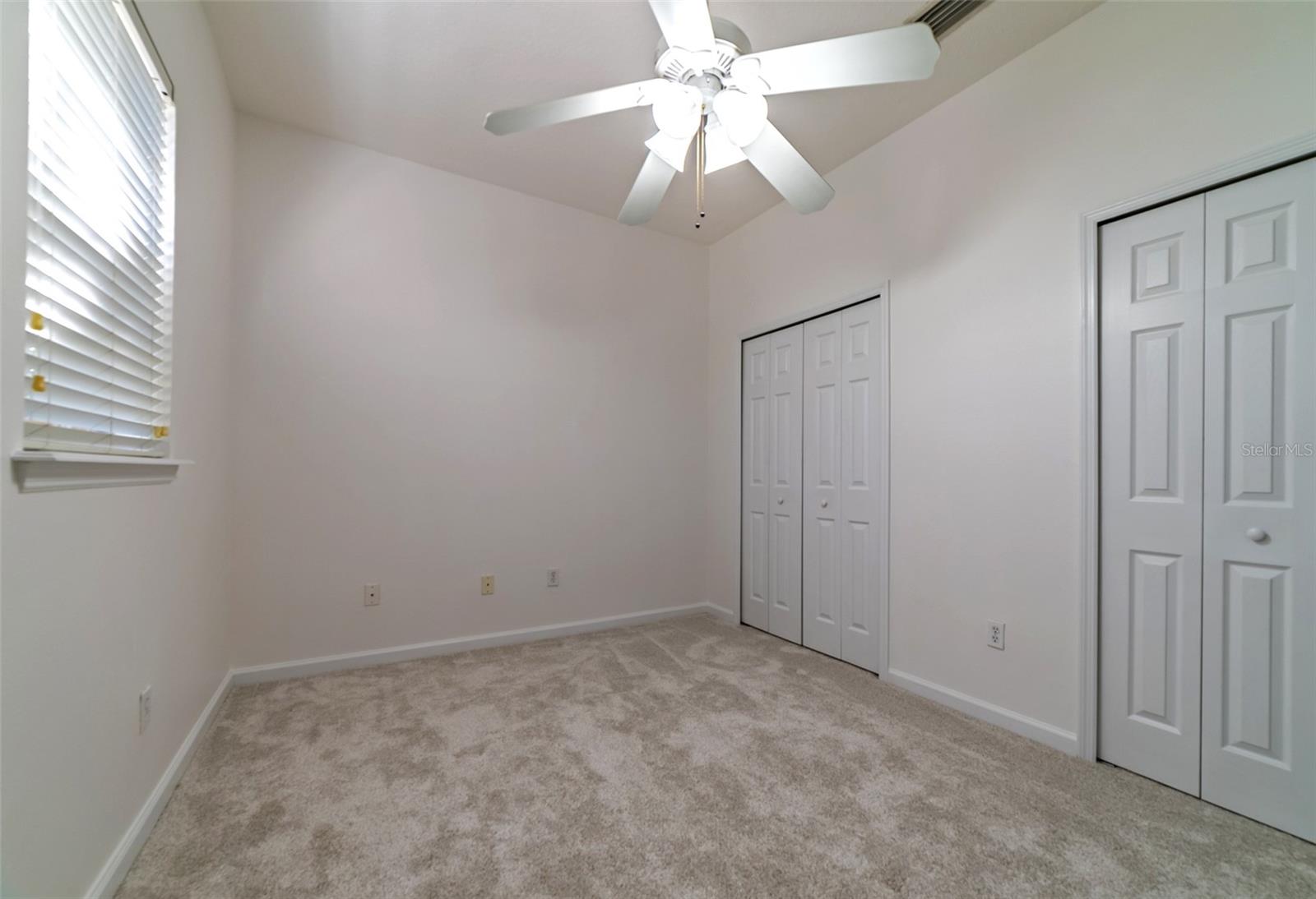 MURPHYS PLACE - Residential Lease