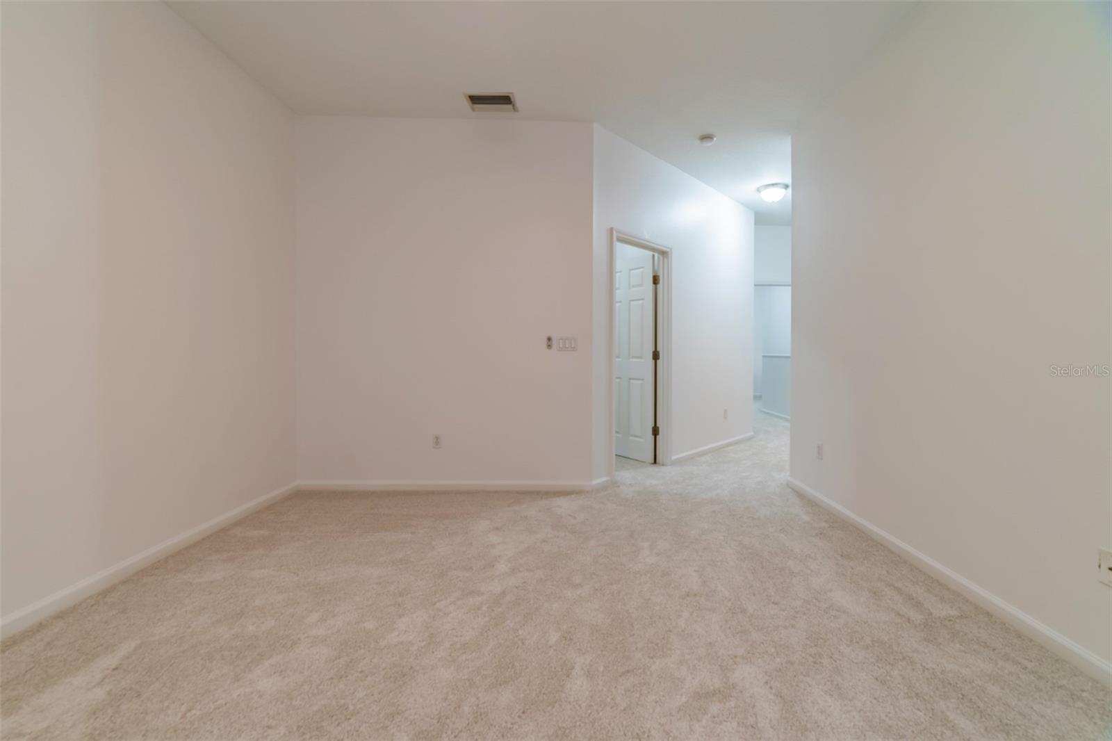 MURPHYS PLACE - Residential Lease