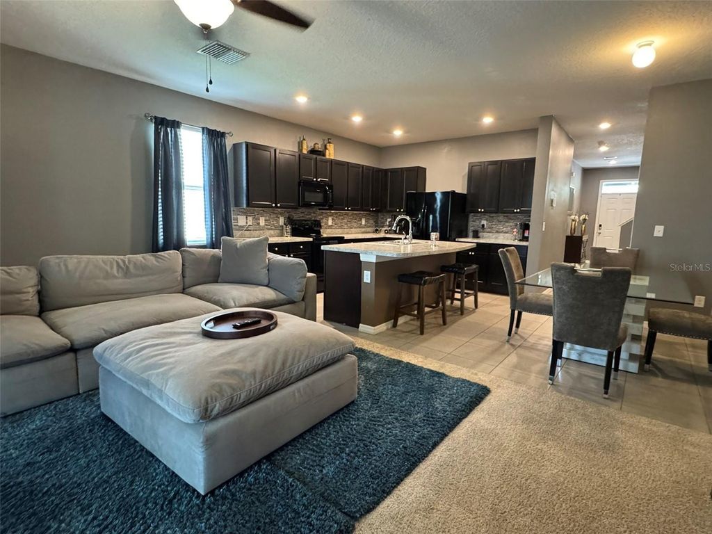 Photo of 821 Lucent Sands Court, Brandon, FL 33511 (MLS # TB8390966)