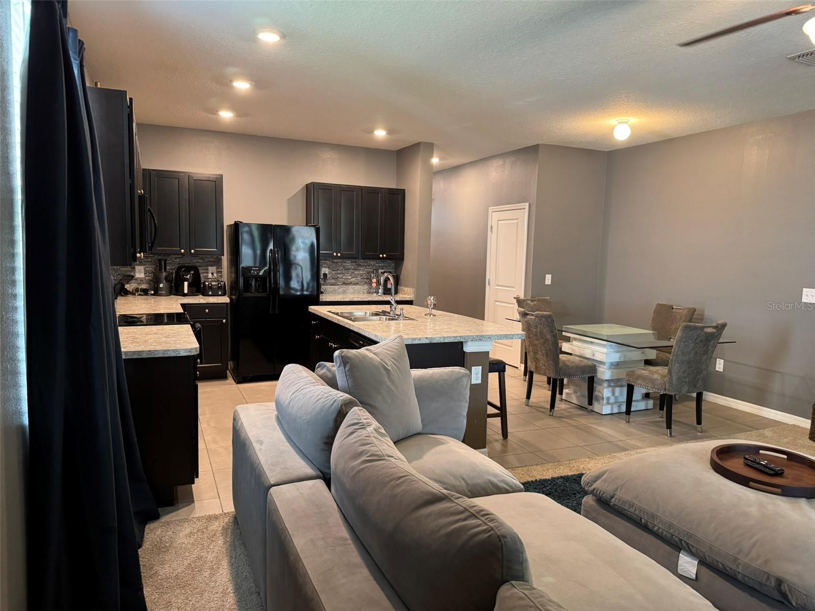 821 LUCENT SANDS COURT