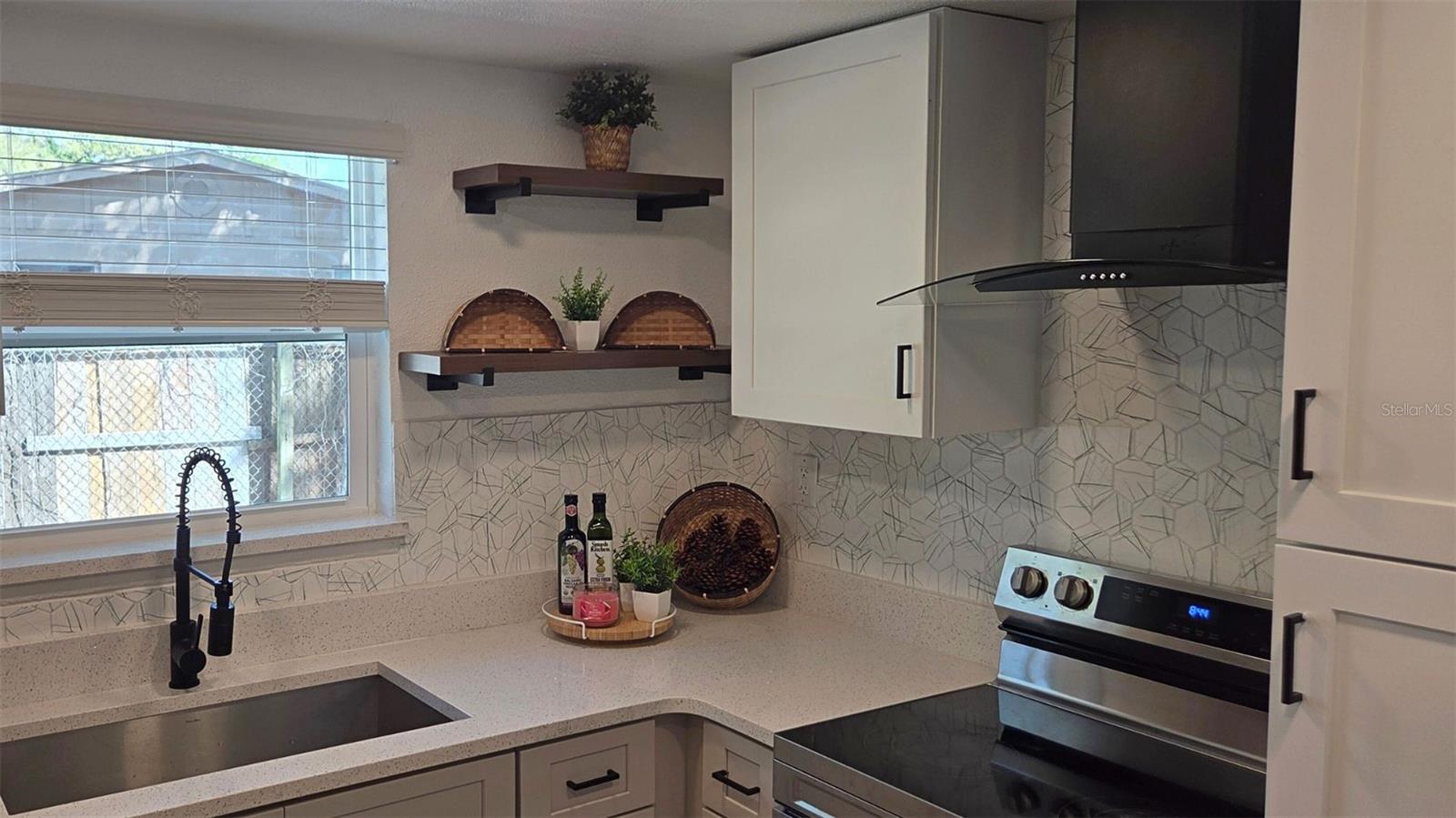 Casas a venda 2 - Jen Dantas 1710 E BAY STREET