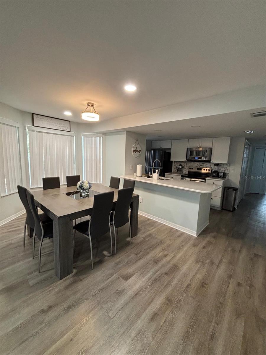 2000 ROYAL BAY BOULEVARD 129