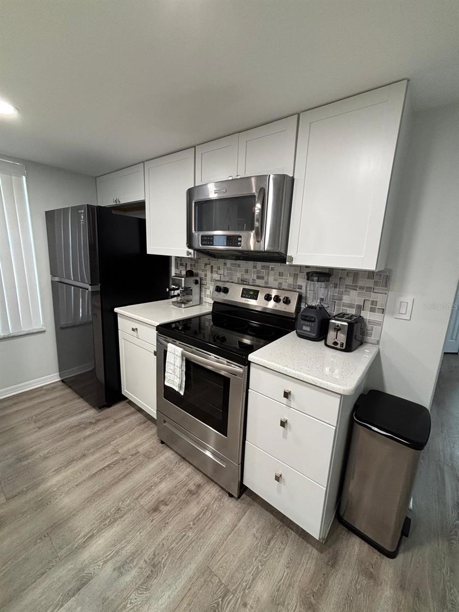 2000 ROYAL BAY BOULEVARD 129