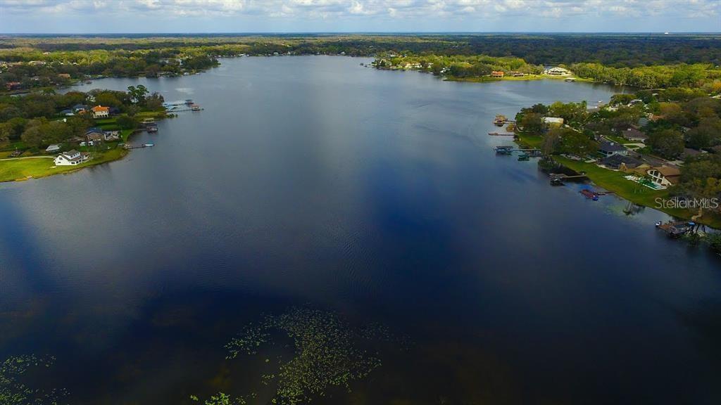 WHISPERING OAKS - Residential