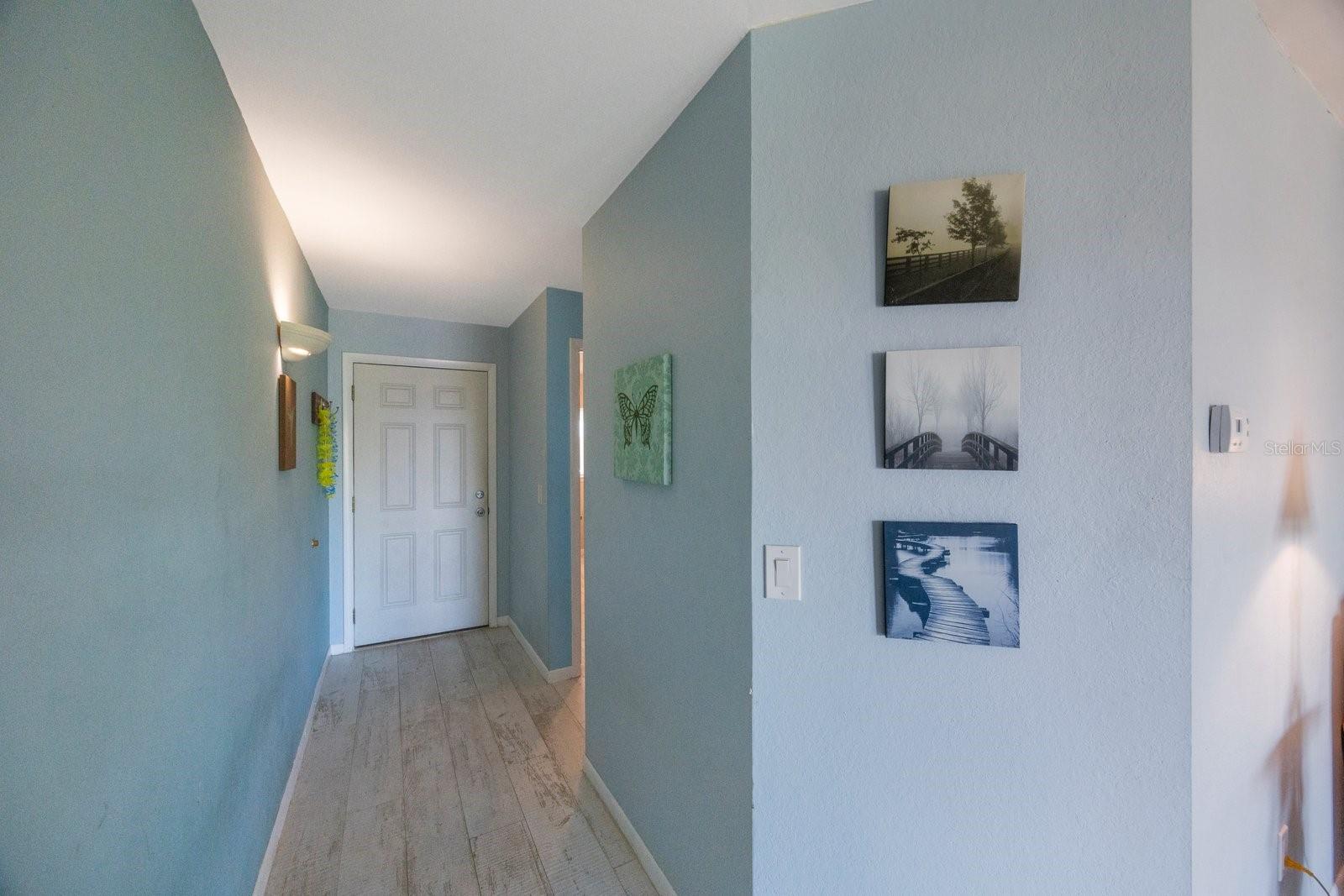 1125 PINELLAS BAYWAY S 305