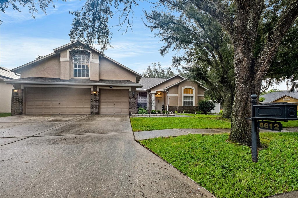 Photo of 8612 Swann Ridge Court, Tampa, FL 33647 (MLS # TB8562172)