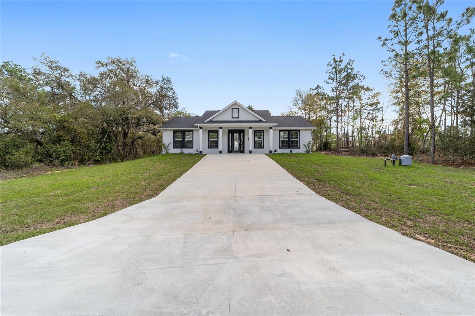 WILLISTON HYLNDS GOLF & C CLUB ESTATE - Residential Lease