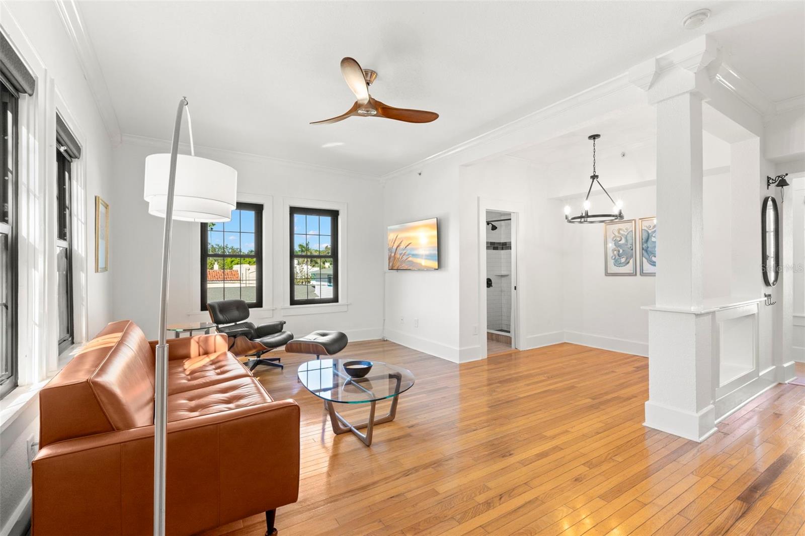 HEGRADO CONDO - Residential