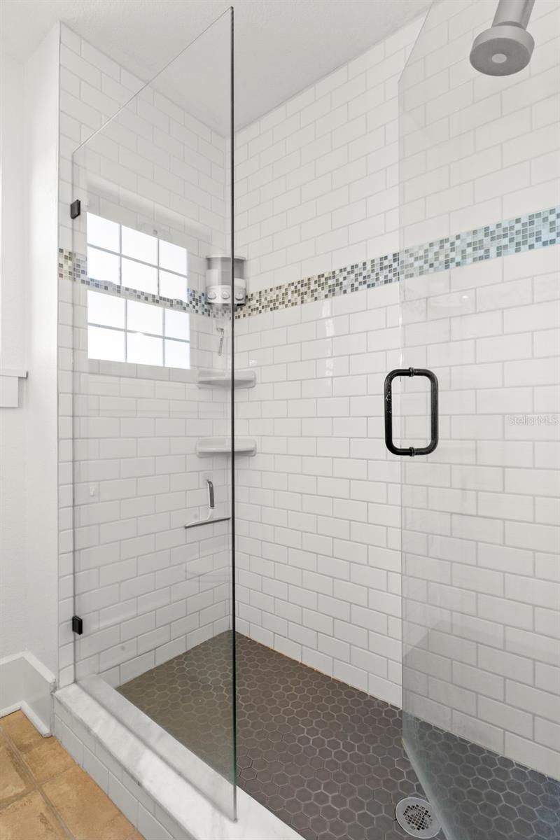 HEGRADO CONDO - Residential