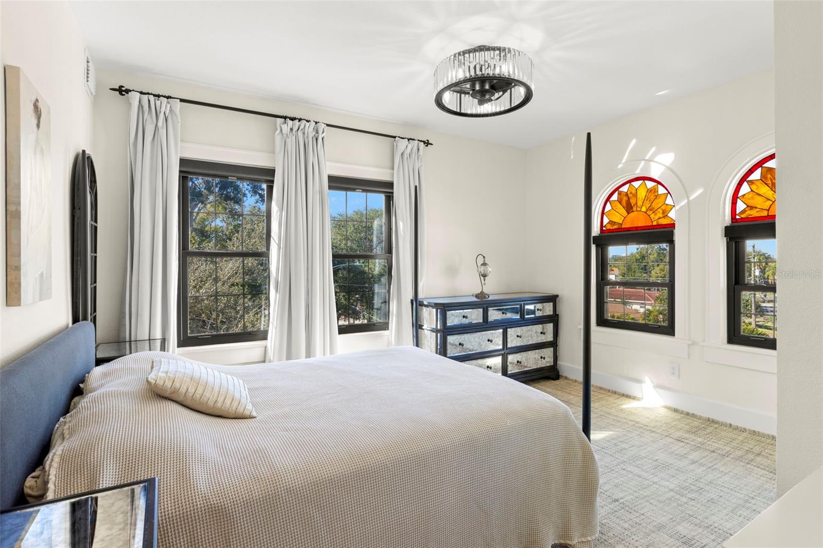 HEGRADO CONDO - Residential