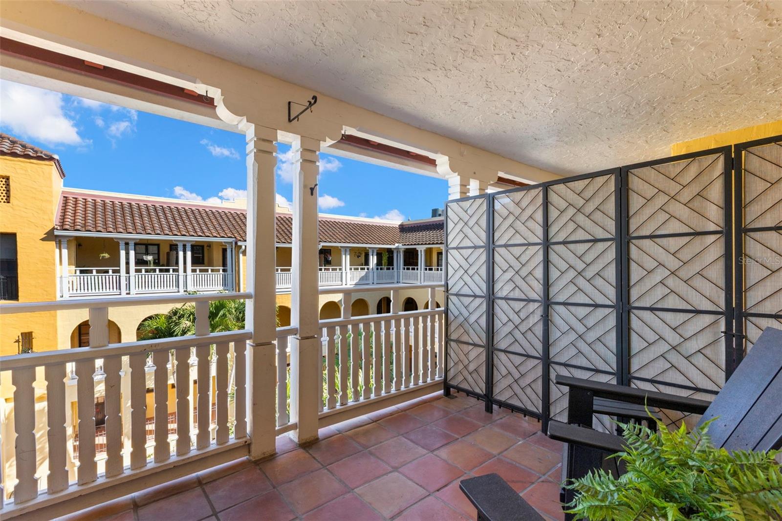 HEGRADO CONDO - Residential