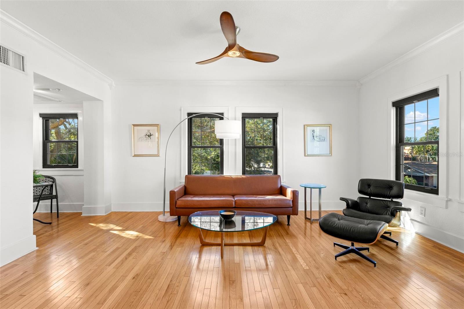 HEGRADO CONDO - Residential