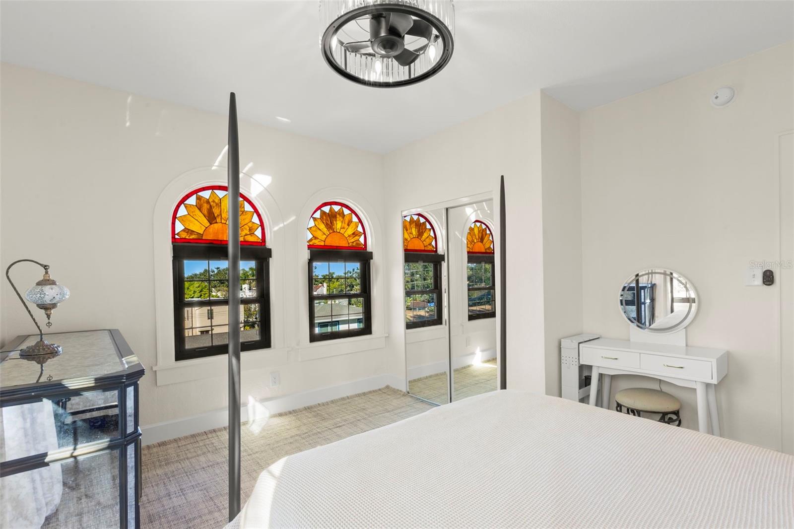 HEGRADO CONDO - Residential