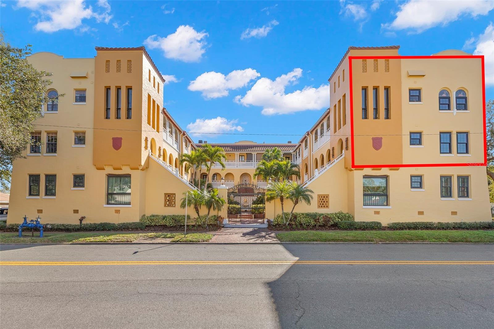 HEGRADO CONDO - Residential